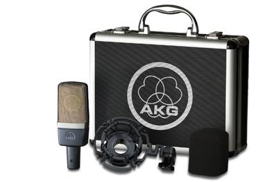 AKG C214  - důstojný následovník C414