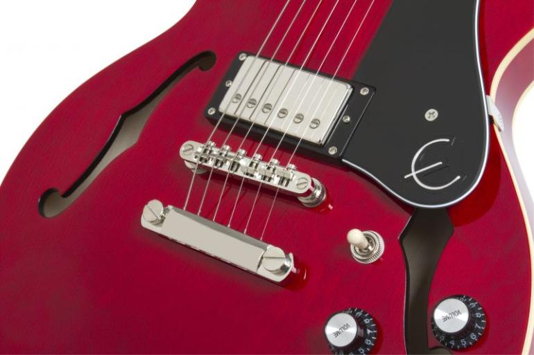 Epiphone ES-339: Guitar