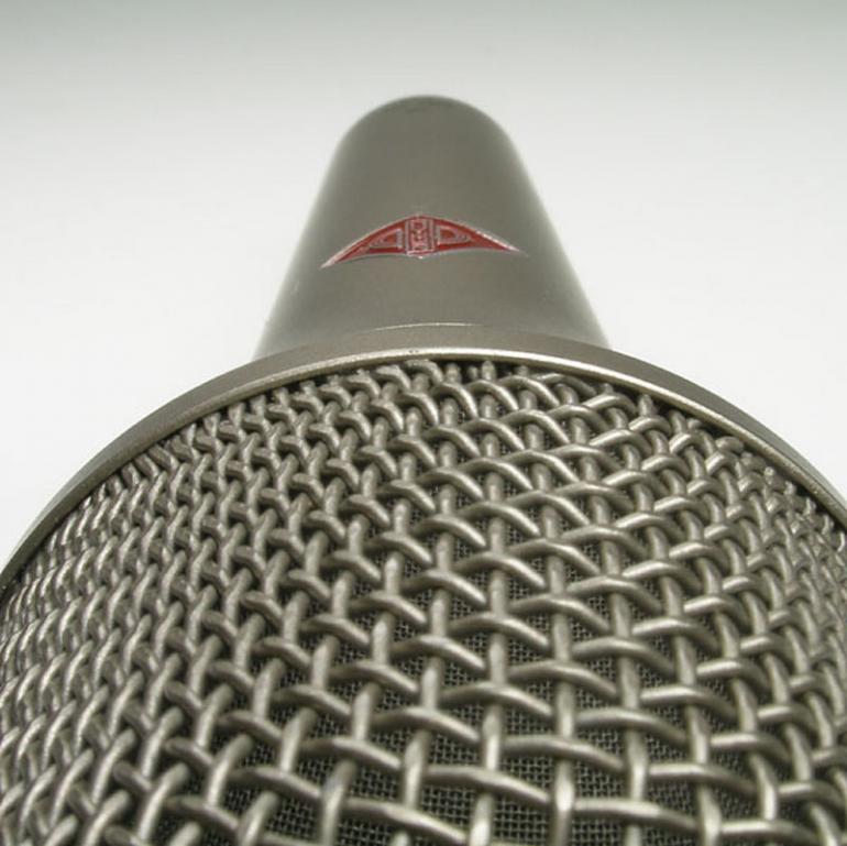 Neumann KMS 104, KMS 104 Plus, KMS 105 - kondenzátorové mikrofony pro ideální přenos lidského hlasu