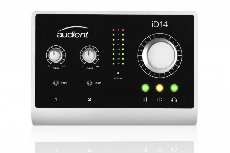 Audient iD14: USB  HIGH PERFORMANCE INTERFACE