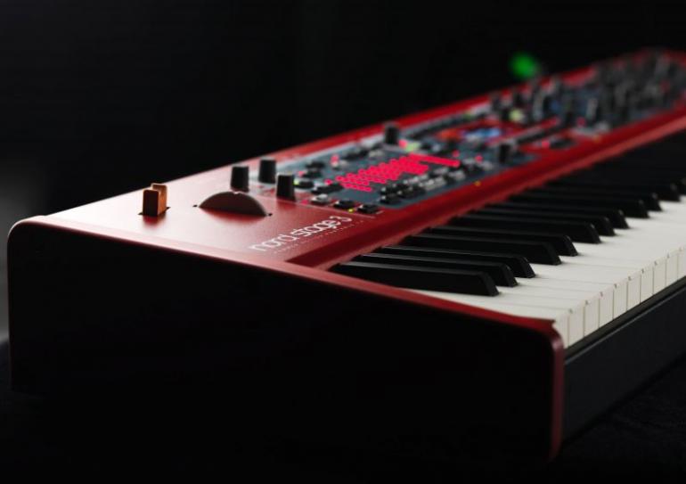 Nord Stage 3 88 - stage piano se sekcí varhan, klavíru a syntezátoru