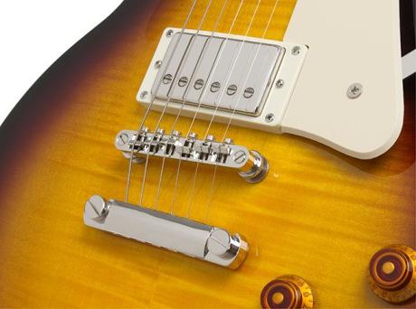 Epiphone Les Paul Standard Plustop PRO: Electric Guitar