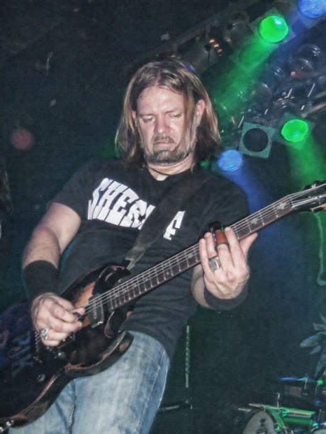 Pepper Keenan