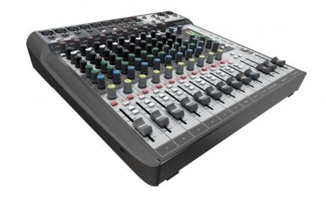 Soundcraft: Signature MTK – multitrackový záznam, nebo digitální pluginy v luxusním analogovém mixu