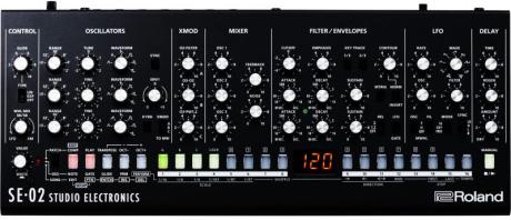 Roland SE-02 - monofonní analogový syntezátor