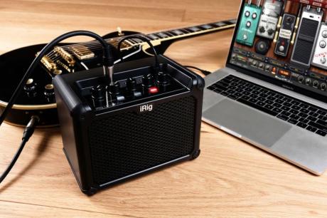 iRig MicroAmp - kompaktní kytarové kombo s výkonem až 15 W